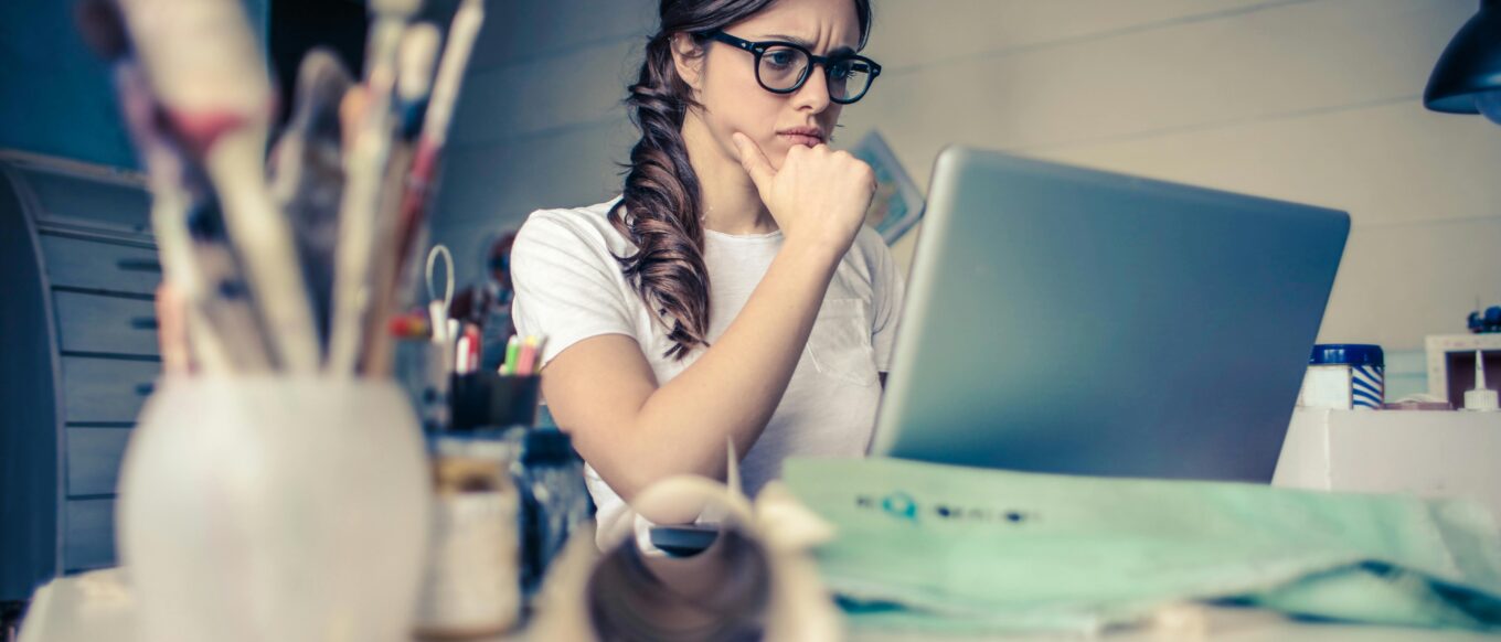 Jak liczyć 60 dni przerwy między zwolnieniami